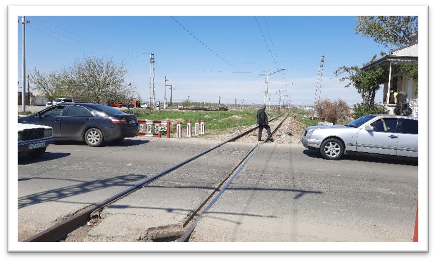 description of image 1